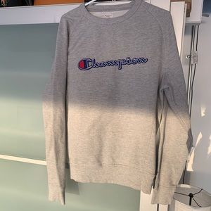 Champion crewneck!